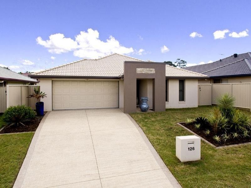 126 Ropley Road, Wynnum West QLD 4178