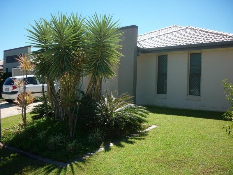 126 Ropley Road, Wynnum West QLD 4178