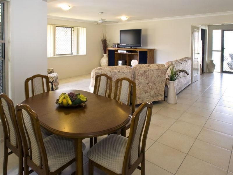 126 Ropley Road, Wynnum West QLD 4178