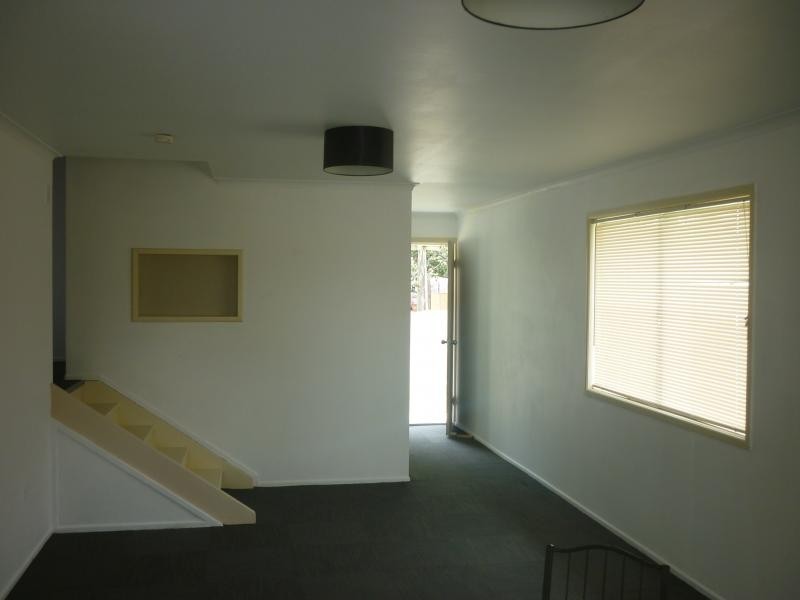 8 Strathdarr Street, Woodridge QLD 4114