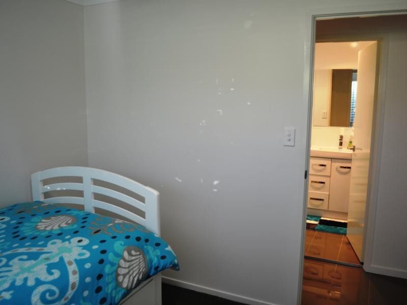 11/74 Plaza Street, Wynnum West QLD 4178