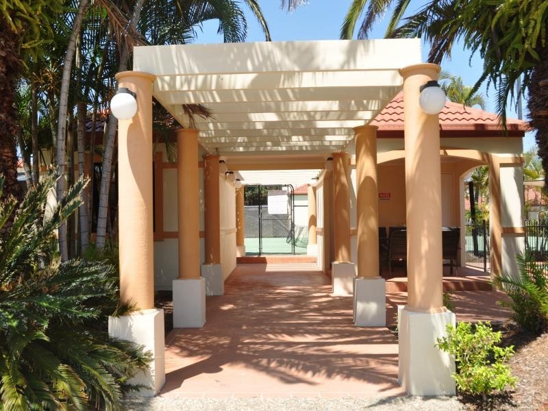 11/74 Plaza Street, Wynnum West QLD 4178