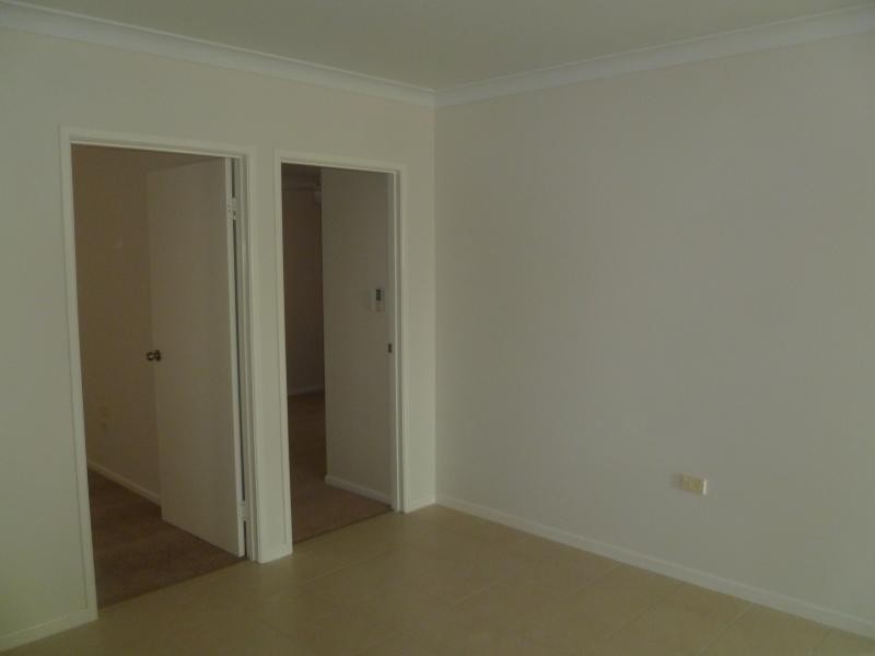1/275 Ernest Street, Lota QLD 4179