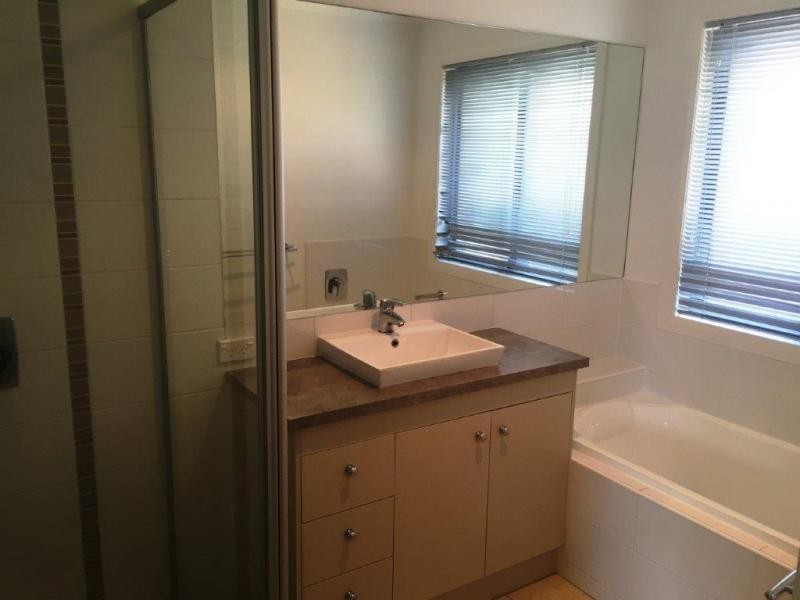 27 Cole Street, Redland Bay QLD 4165