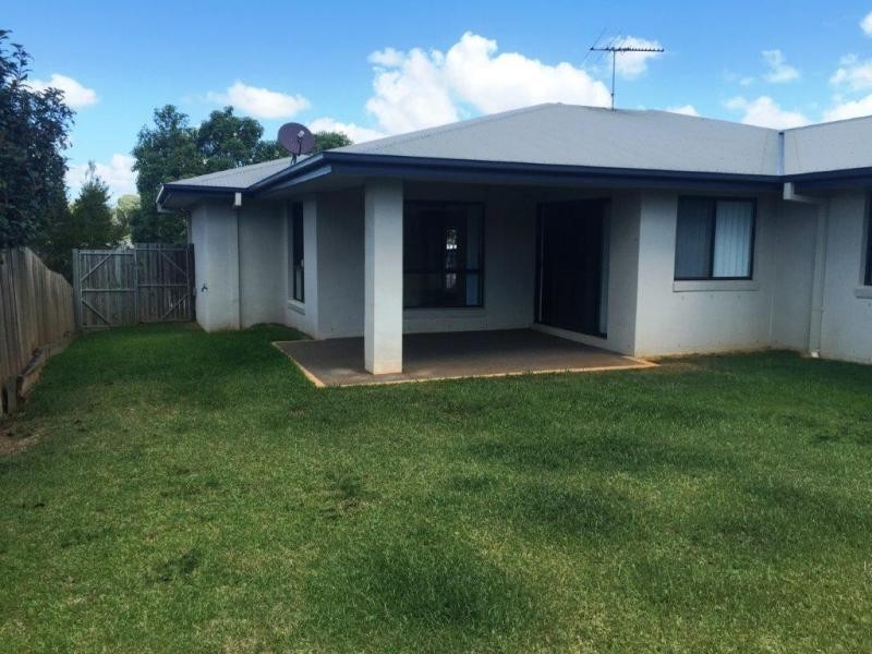 27 Cole Street, Redland Bay QLD 4165