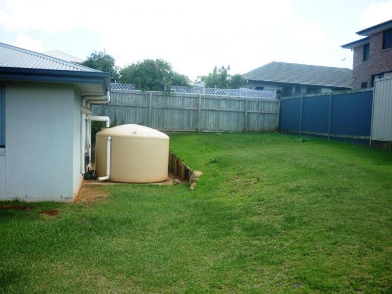 27 Cole Street, Redland Bay QLD 4165