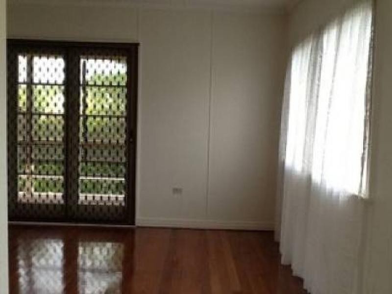 22 Boxgrove Avenue, Wynnum QLD 4178