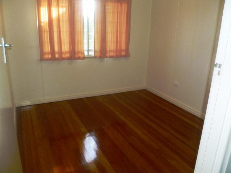 22 Boxgrove Avenue, Wynnum QLD 4178