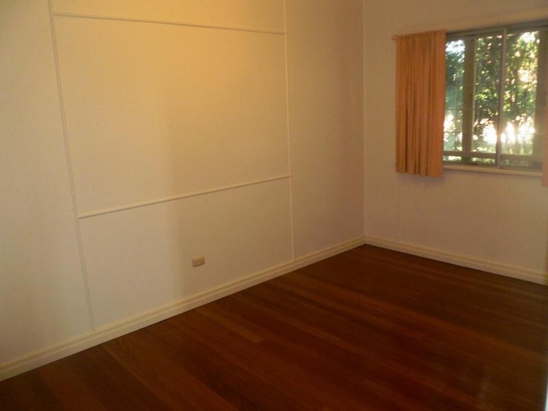 22 Boxgrove Avenue, Wynnum QLD 4178