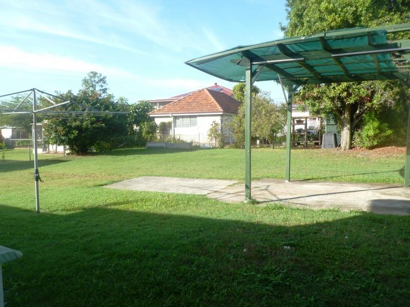 22 Boxgrove Avenue, Wynnum QLD 4178