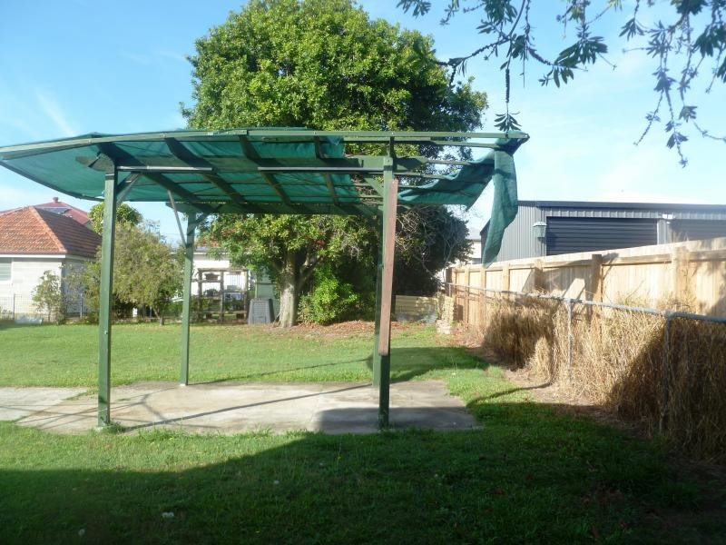 22 Boxgrove Avenue, Wynnum QLD 4178