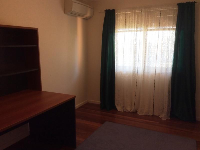 99 Ernest Street, Manly QLD 4179