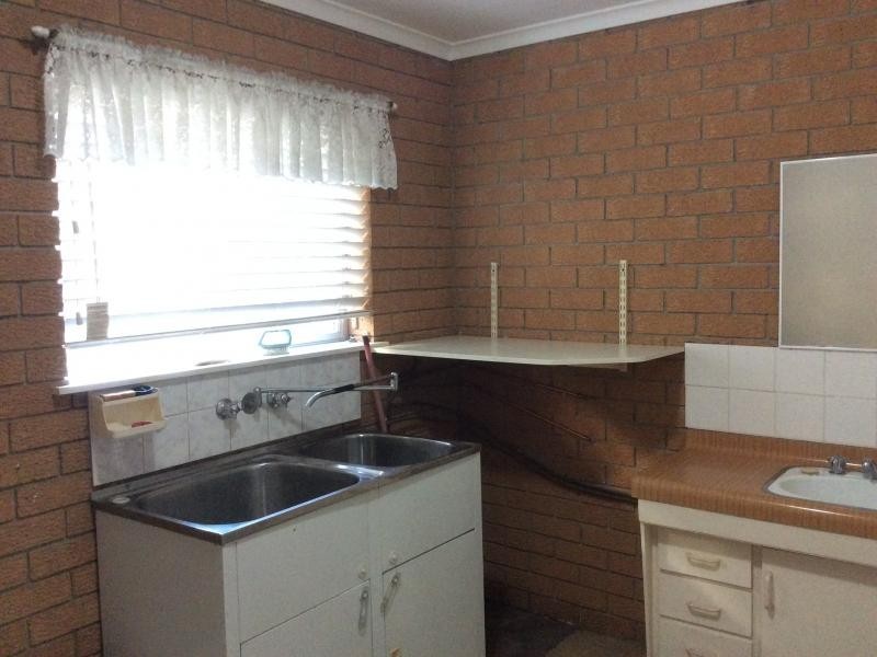 99 Ernest Street, Manly QLD 4179