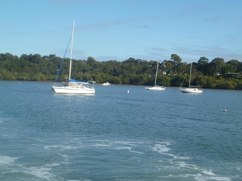 11 Cunningham Avenue, Russell Island QLD 4184