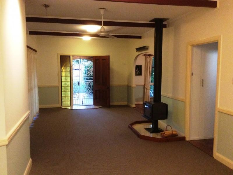 176 Wynnum North Road, Wynnum QLD 4178