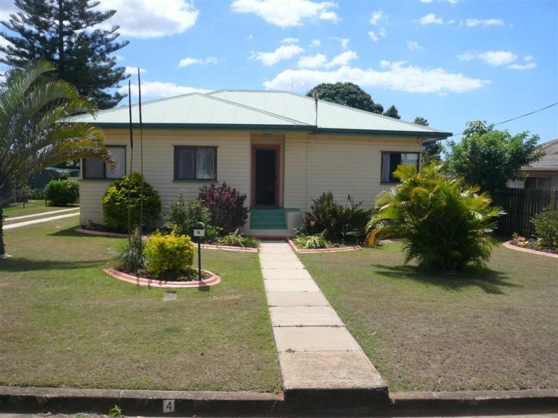 4 Alamein Street, Svensson Heights QLD 4670