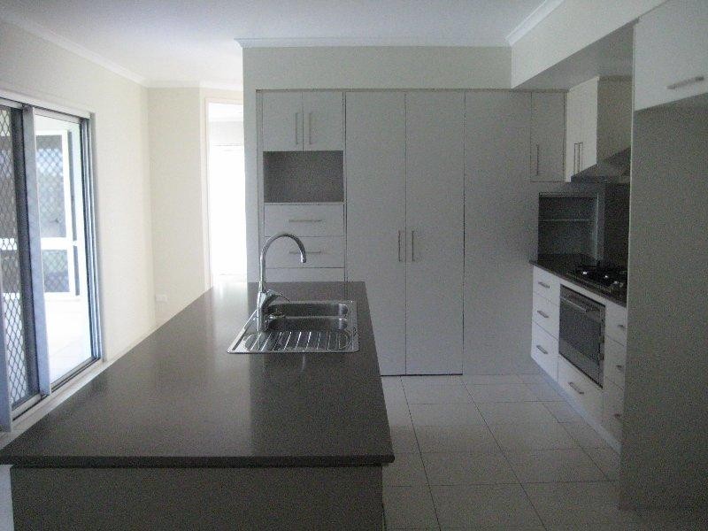 4 Andrew Close, Bargara QLD 4670