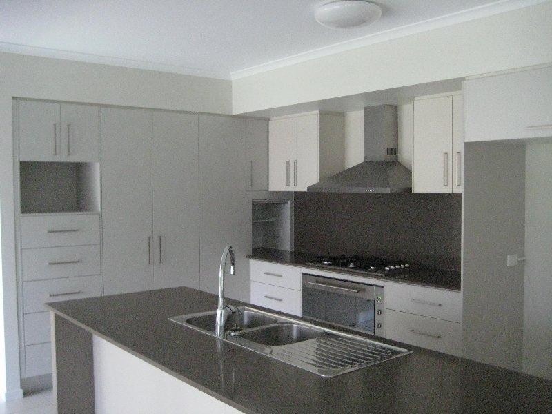 4 Andrew Close, Bargara QLD 4670