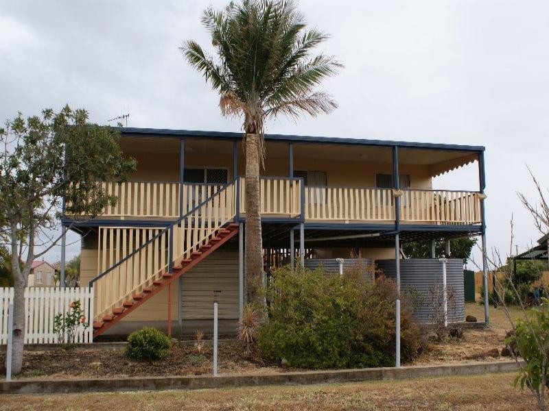 19 Burnett Heads Road, Burnett Heads QLD 4670