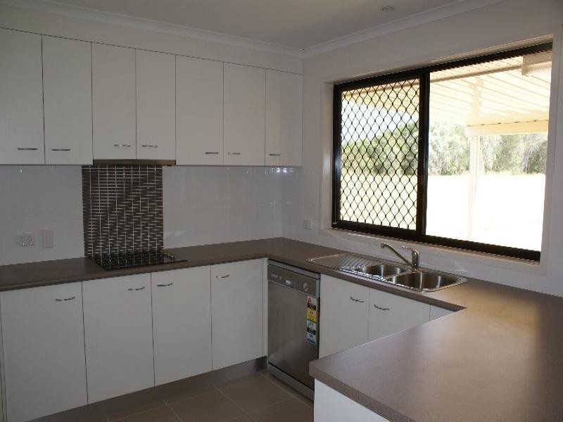 137 Fairway Drive, Bargara QLD 4670