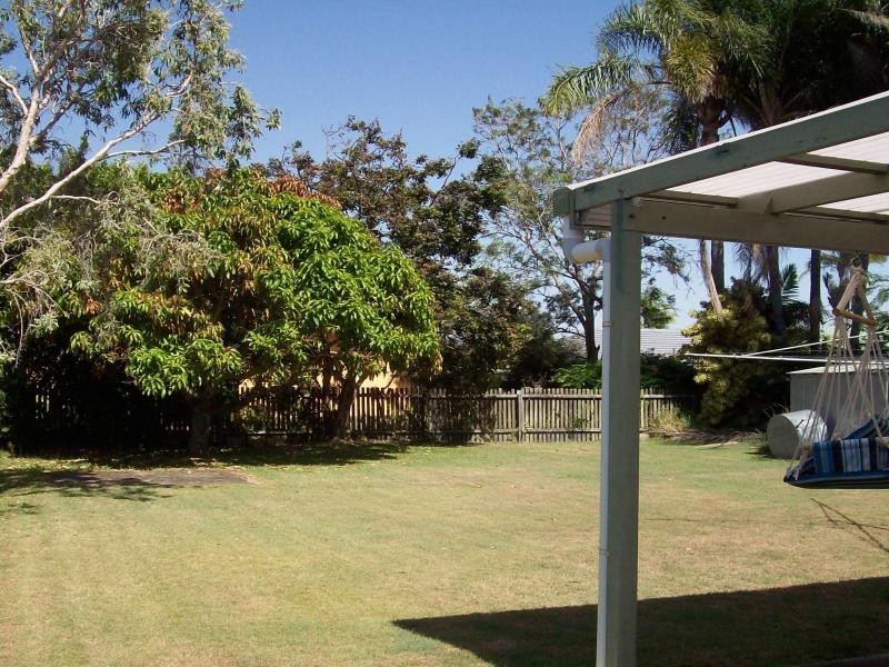 1 Palmer Avenue, Bargara QLD 4670