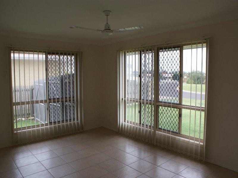 8 Searink Court, Bargara QLD 4670
