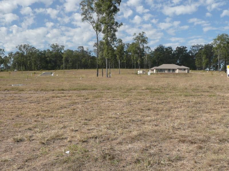 18 Parkhurst Place, Gleneagle QLD 4285