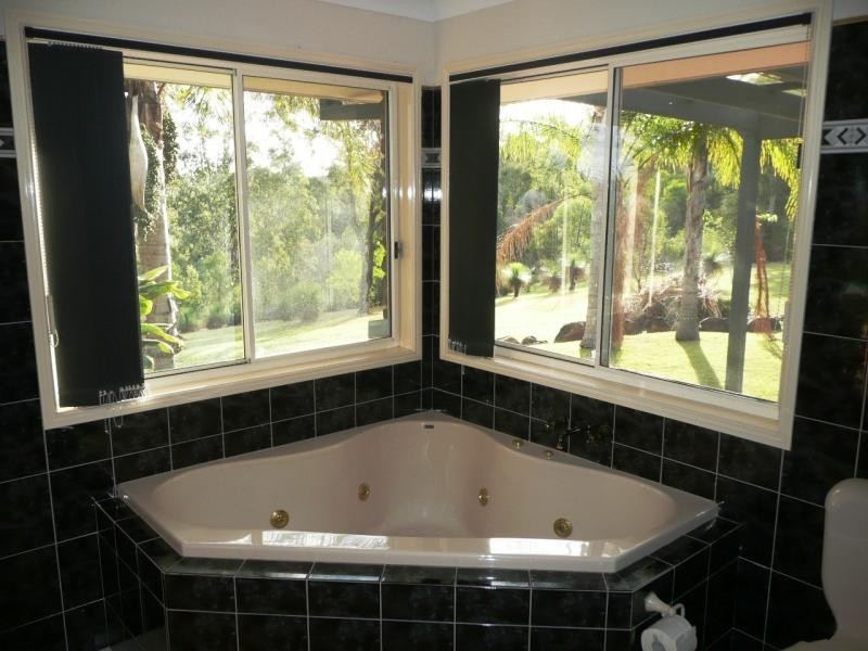 323 Boomerang Drive, Kooralbyn QLD 4285