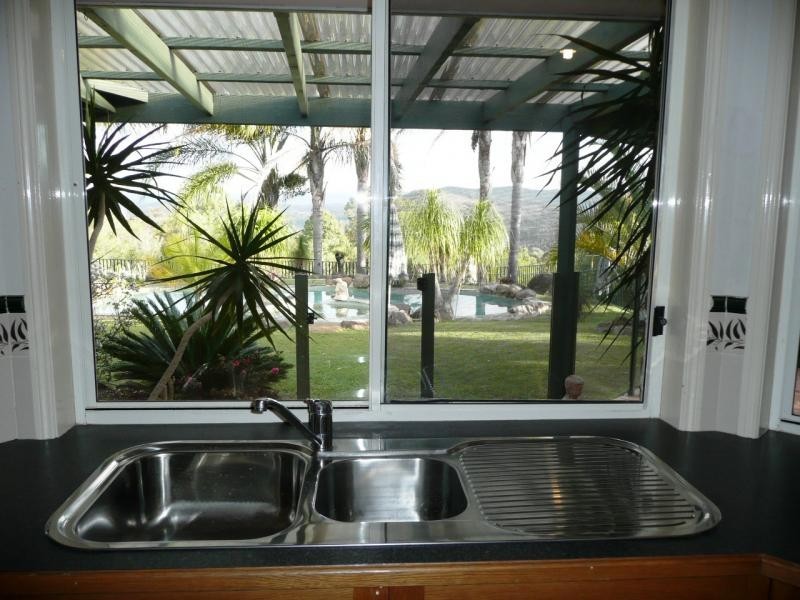 323 Boomerang Drive, Kooralbyn QLD 4285