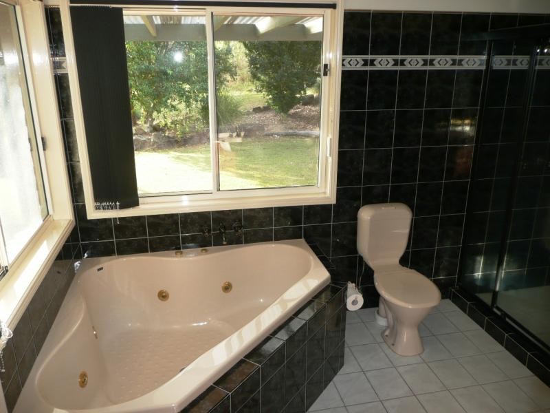 323 Boomerang Drive, Kooralbyn QLD 4285