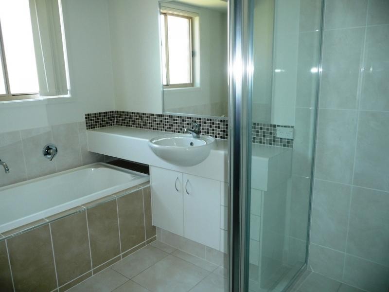 22 Parkhurst Place, Gleneagle QLD 4285