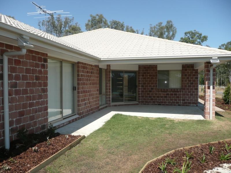 22 Parkhurst Place, Gleneagle QLD 4285