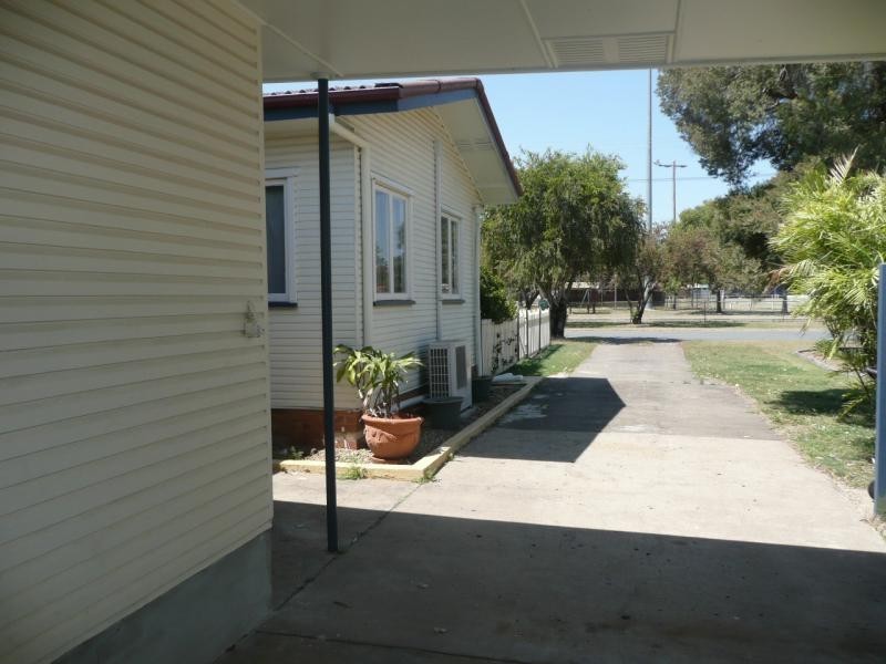 14 Hopkins Street, Beaudesert QLD 4285