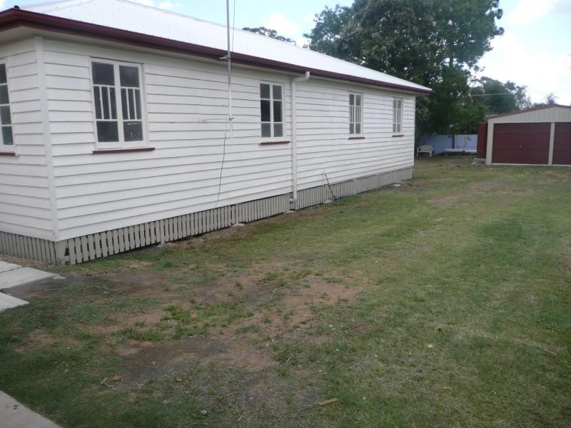 4 Anna Street, Beaudesert QLD 4285