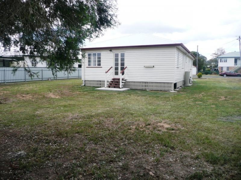 4 Anna Street, Beaudesert QLD 4285