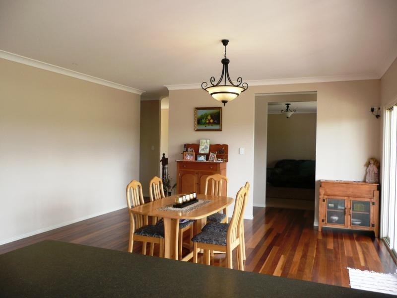 5 Friendship Court, Mundoolun QLD 4285