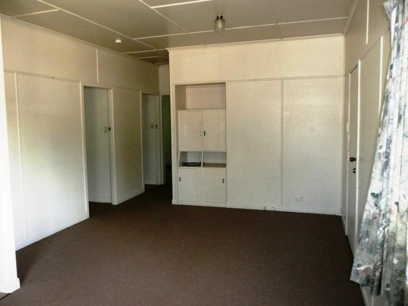 11 Jane Street (cnr Anna St), Beaudesert QLD 4285