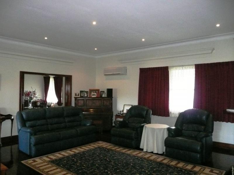 Laravale QLD 4285