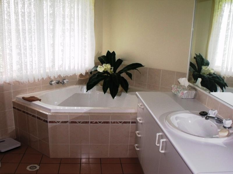 2100 Beaudesert Beenleigh Road, Tamborine QLD 4270