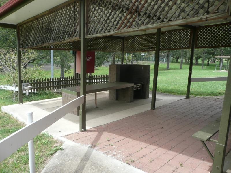 2745 Christmas Creek Rd, Lamington QLD 4285