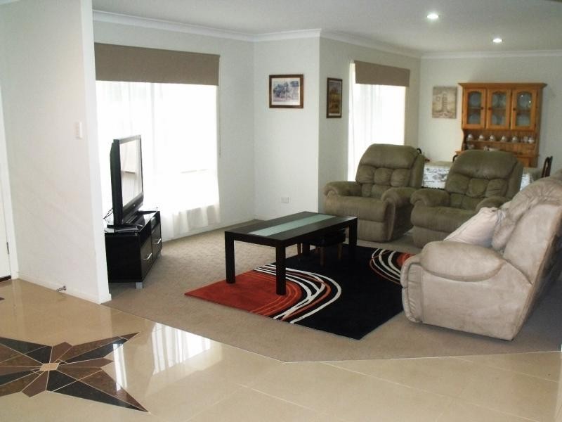 Gleneagle QLD 4285