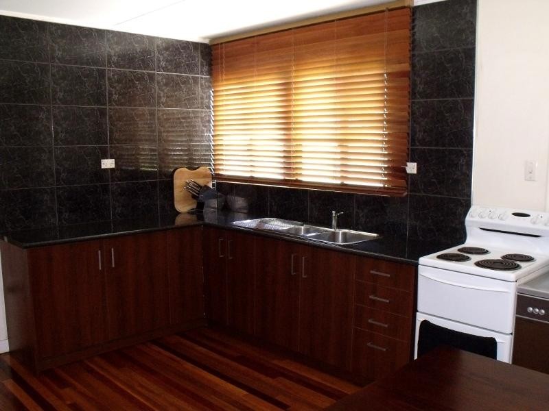 Gleneagle QLD 4285