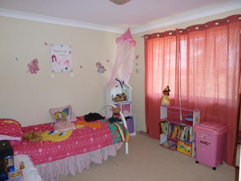 34 Carrigan Way, Gleneagle QLD 4285