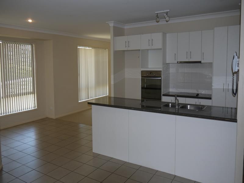 Gleneagle QLD 4285