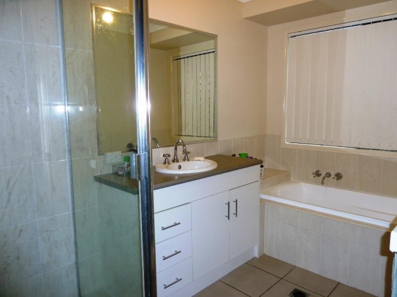 Gleneagle QLD 4285