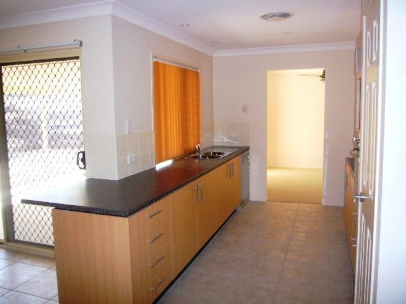 Gleneagle QLD 4285