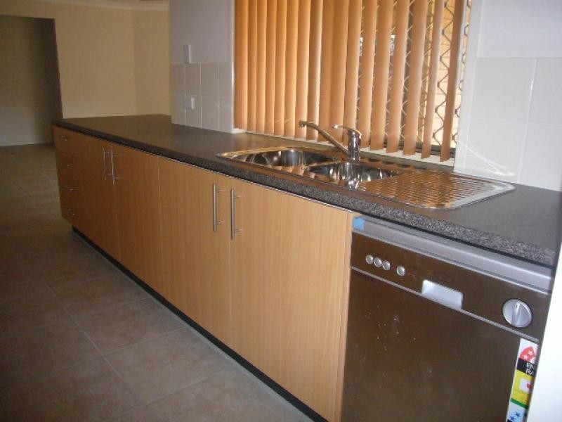 Gleneagle QLD 4285