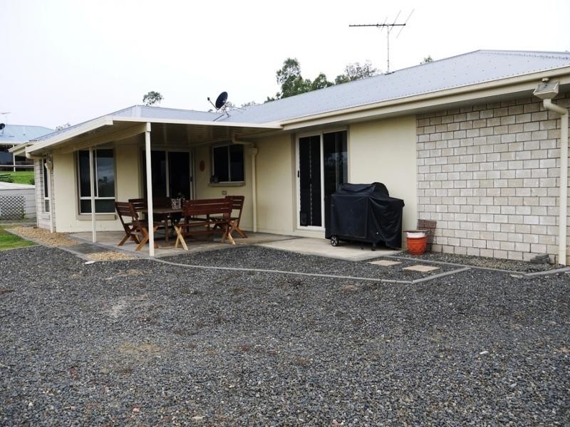 54-56 Carrigan Way, Gleneagle QLD 4285