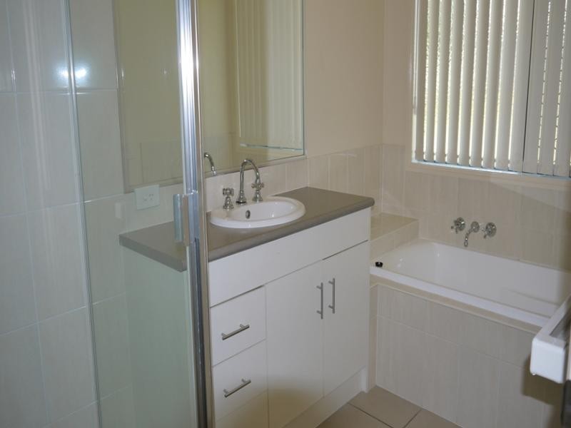 Gleneagle QLD 4285