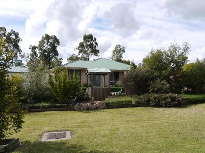 24 Oakdale Court, Gleneagle QLD 4285